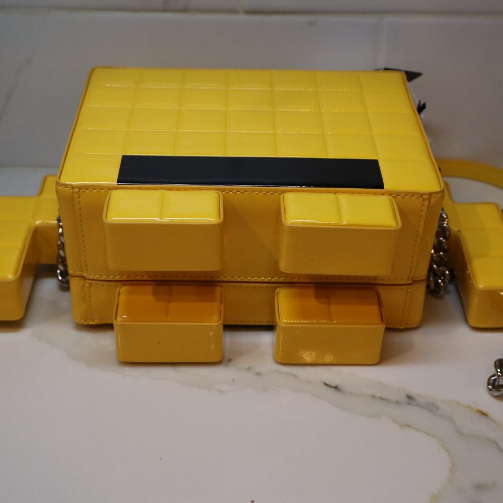 NWT Space Invaders 👾 Kate Spade New York Patent 3d Alien Crossbody NWT👾👾👾👾 - Picture 8 of 12